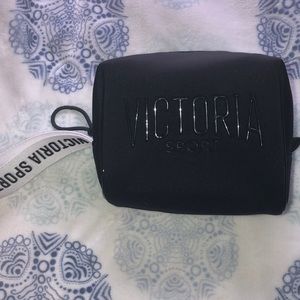 New Victoria secret make up bag!🌟